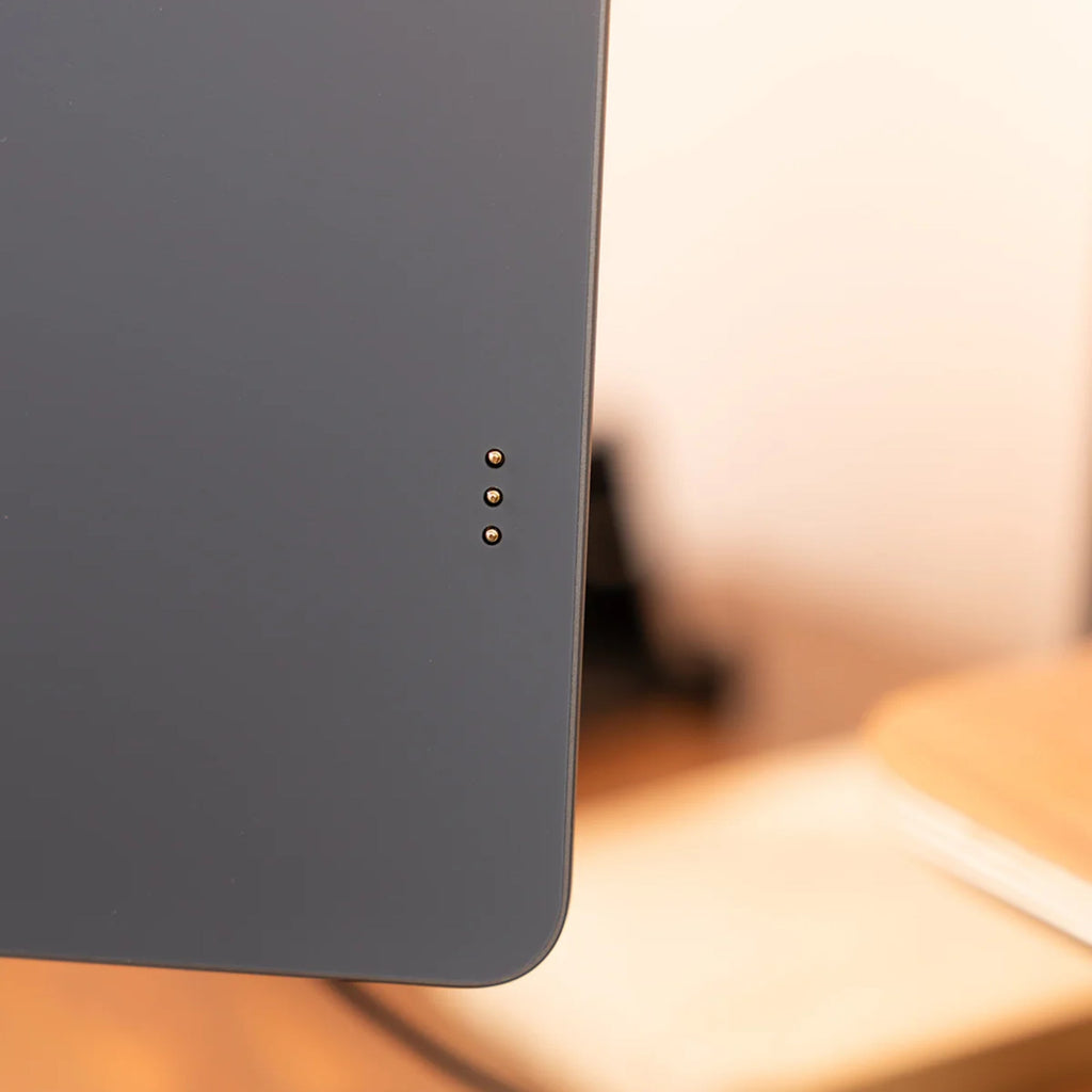iPad Magnetic Charging Stand